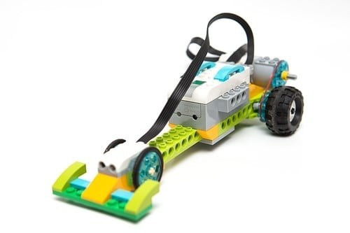 robotics-with-lego-course